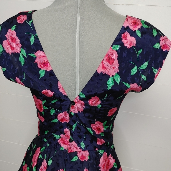 Stunning vintage satin rose print midi dress size XS - Picture 8 of 12